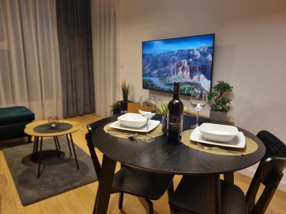 Premium Apartments Rzeszow Gold Экстерьер фото