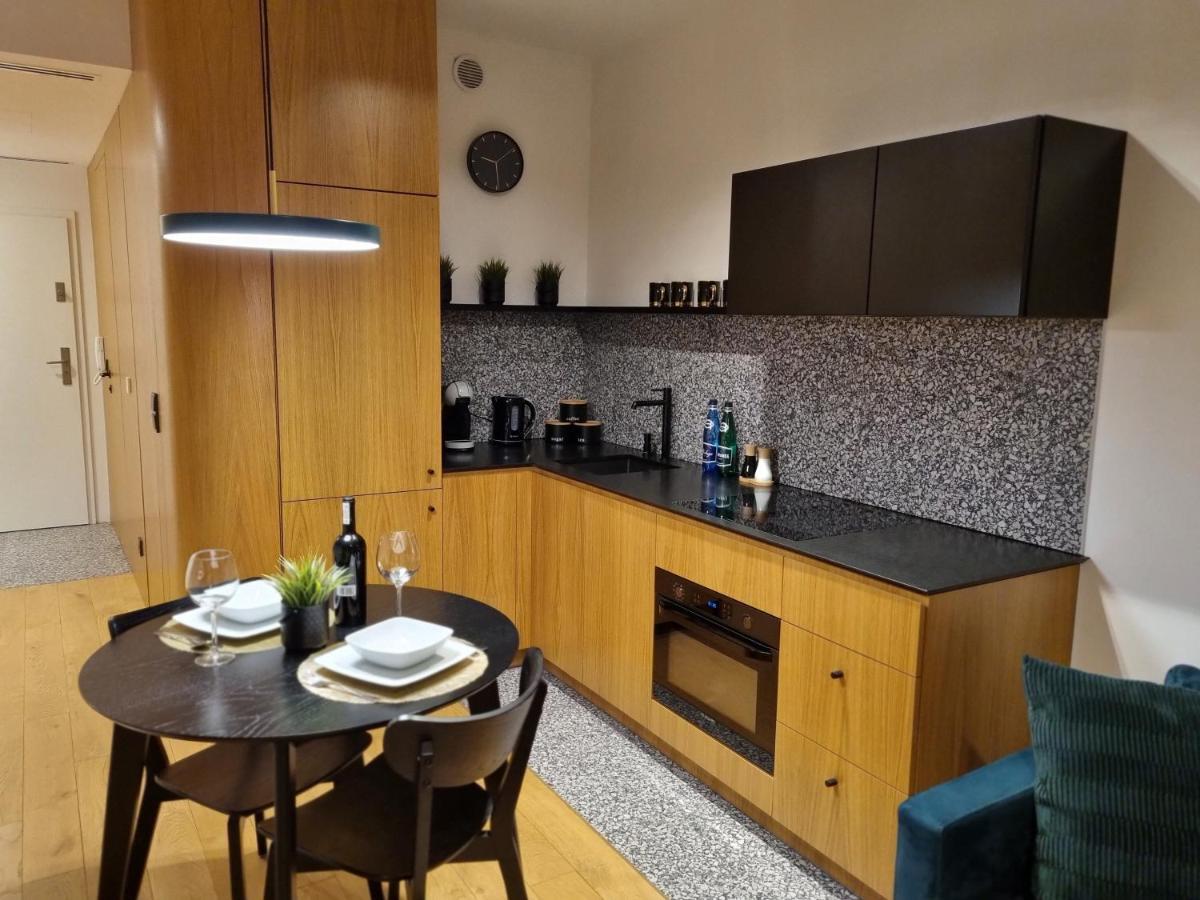 Premium Apartments Rzeszow Gold Экстерьер фото